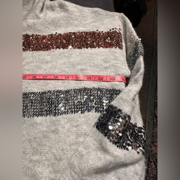 Nine West Hooded Sweater w/Stripes in Copper & Silver Sequins Size Large NWOT - Picture 7 of 9